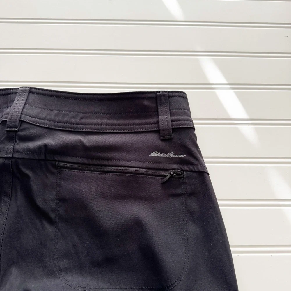 Eddie Bauer Stretch UPF 50 Rolled Hem Adjustable Length Bermuda Shorts - Size 8 - Picture 3 of 5